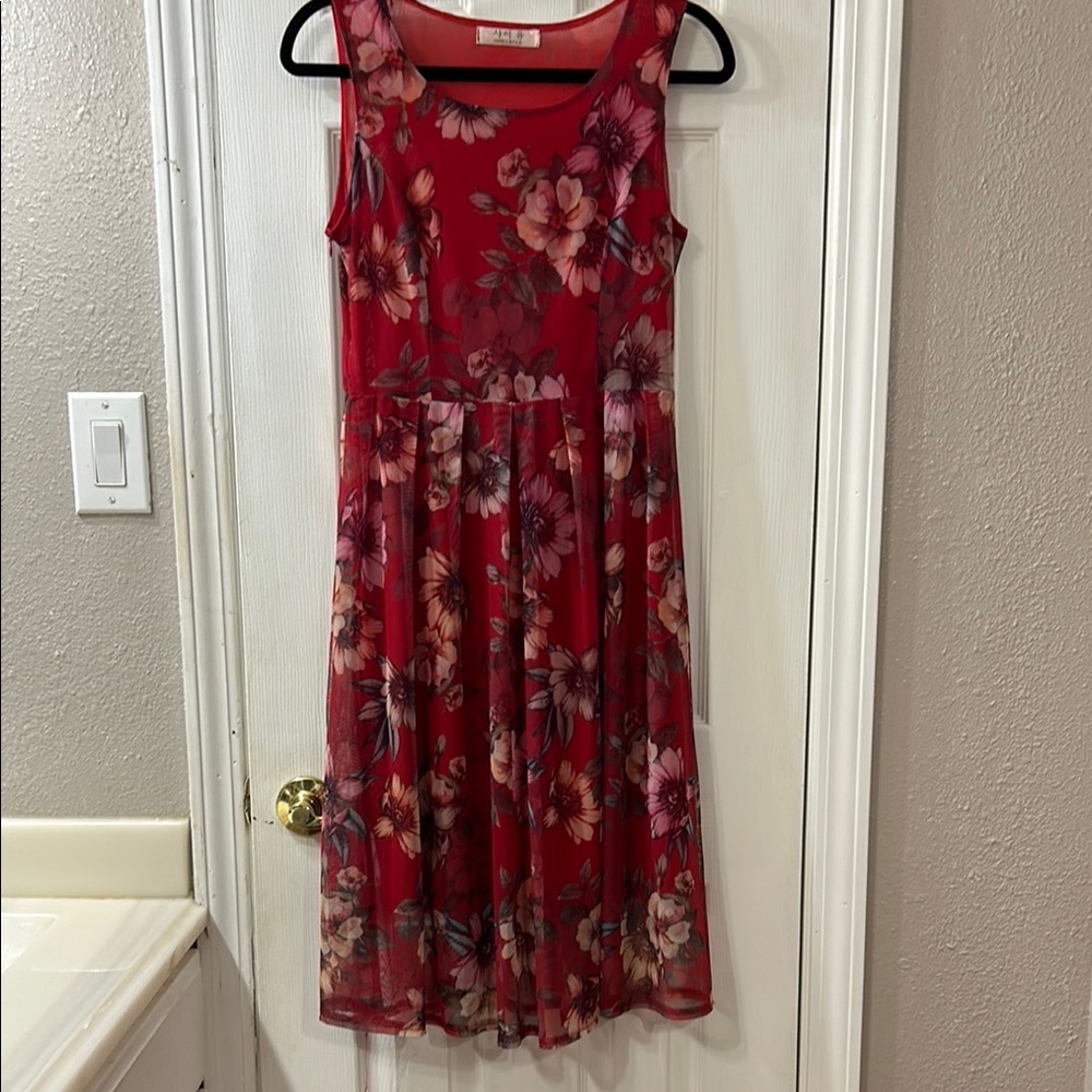 💜💜 2/$20 Floral Red Sleeveless Dress